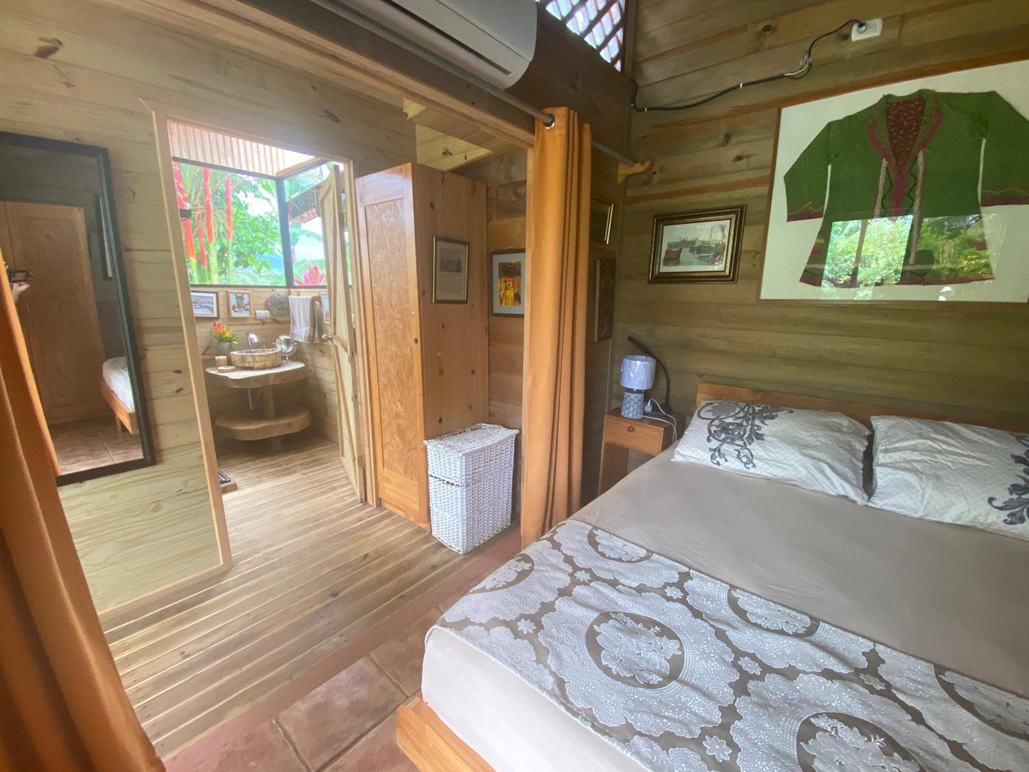 Uvita Oasis Retreat With Villa Cabins And Apartment Exteriör bild