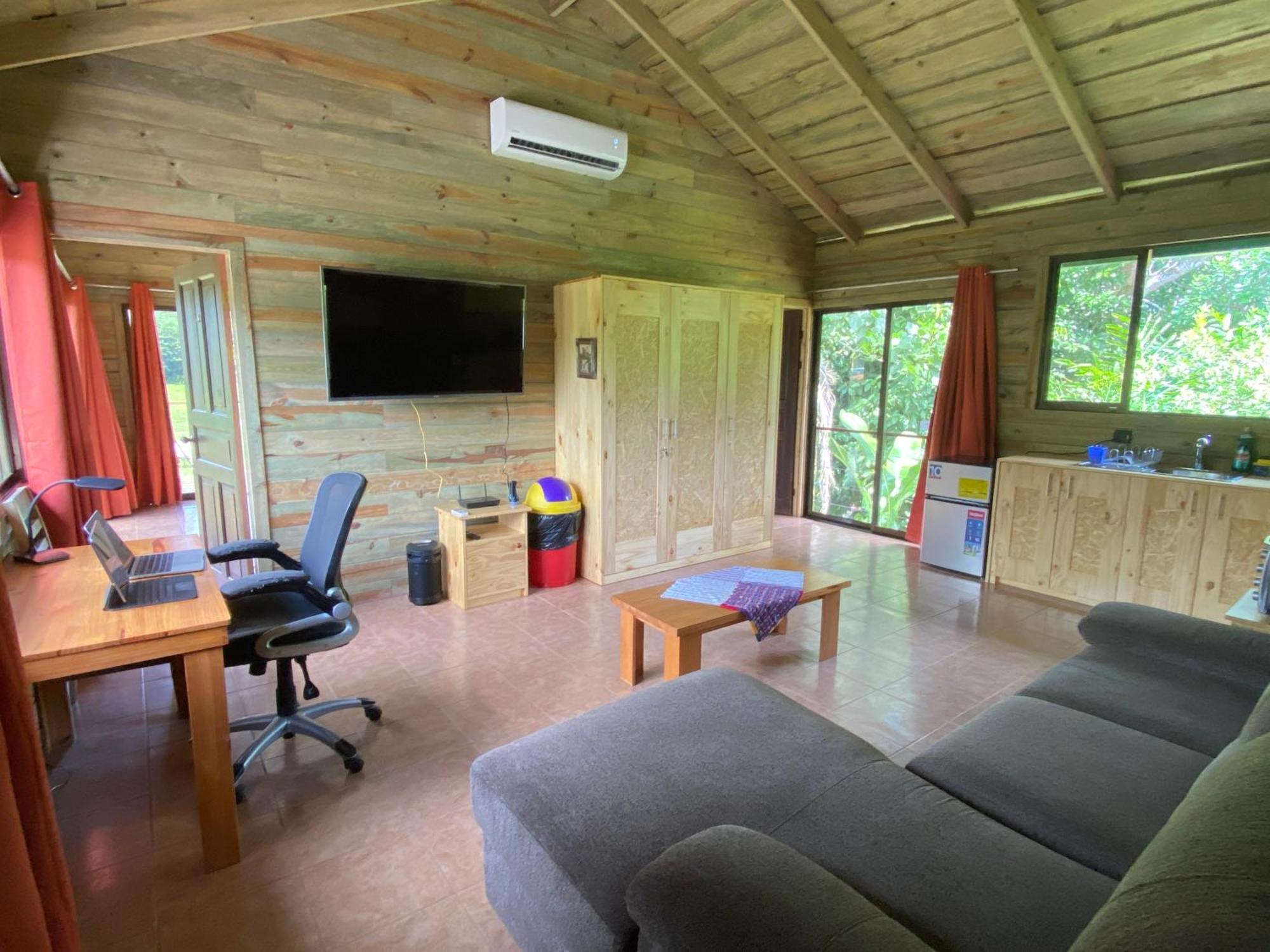 Uvita Oasis Retreat With Villa Cabins And Apartment Exteriör bild